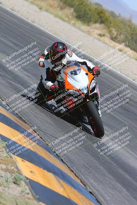 media/Apr-13-2024-SoCal Trackdays (Sat) [[f1617382bd]]/8-Turn 3 Inside (1145am)/